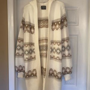 Beautiful Abercrombie and Fitch cardigan.